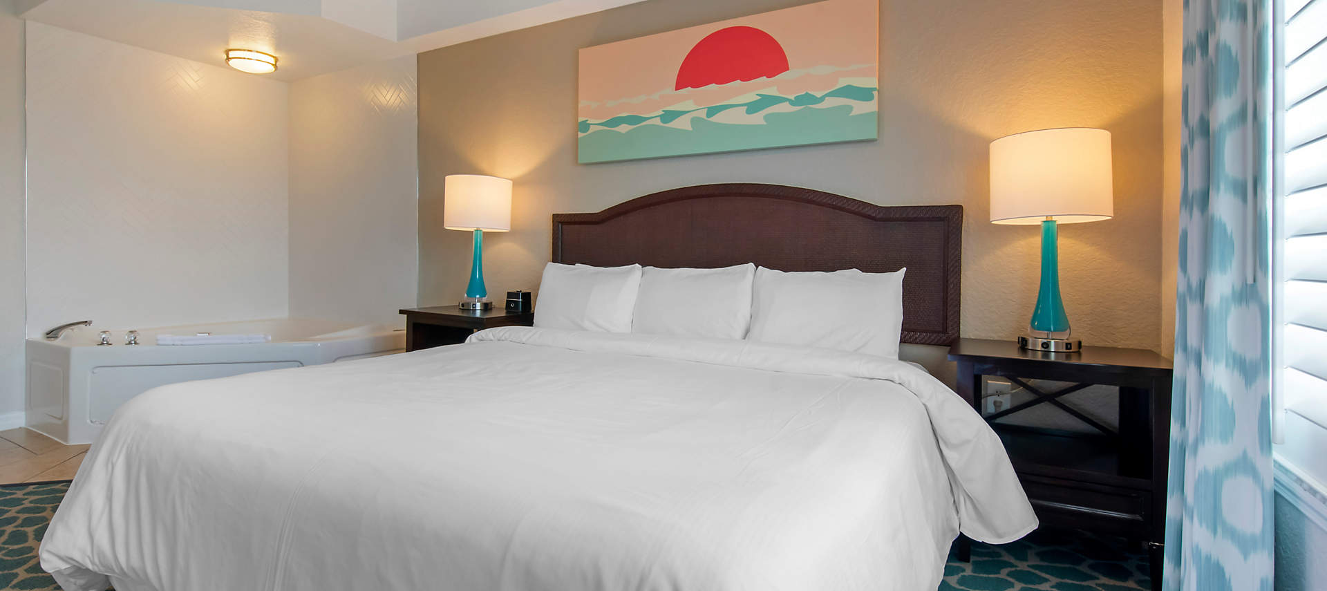 06-sales-kiosk-OSR-orlandos-sunshine-resort2-2-bed-master-bedroom3