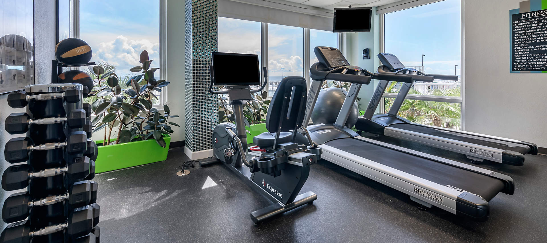kiosk-DAY-daytona-seabreeze-fitness1