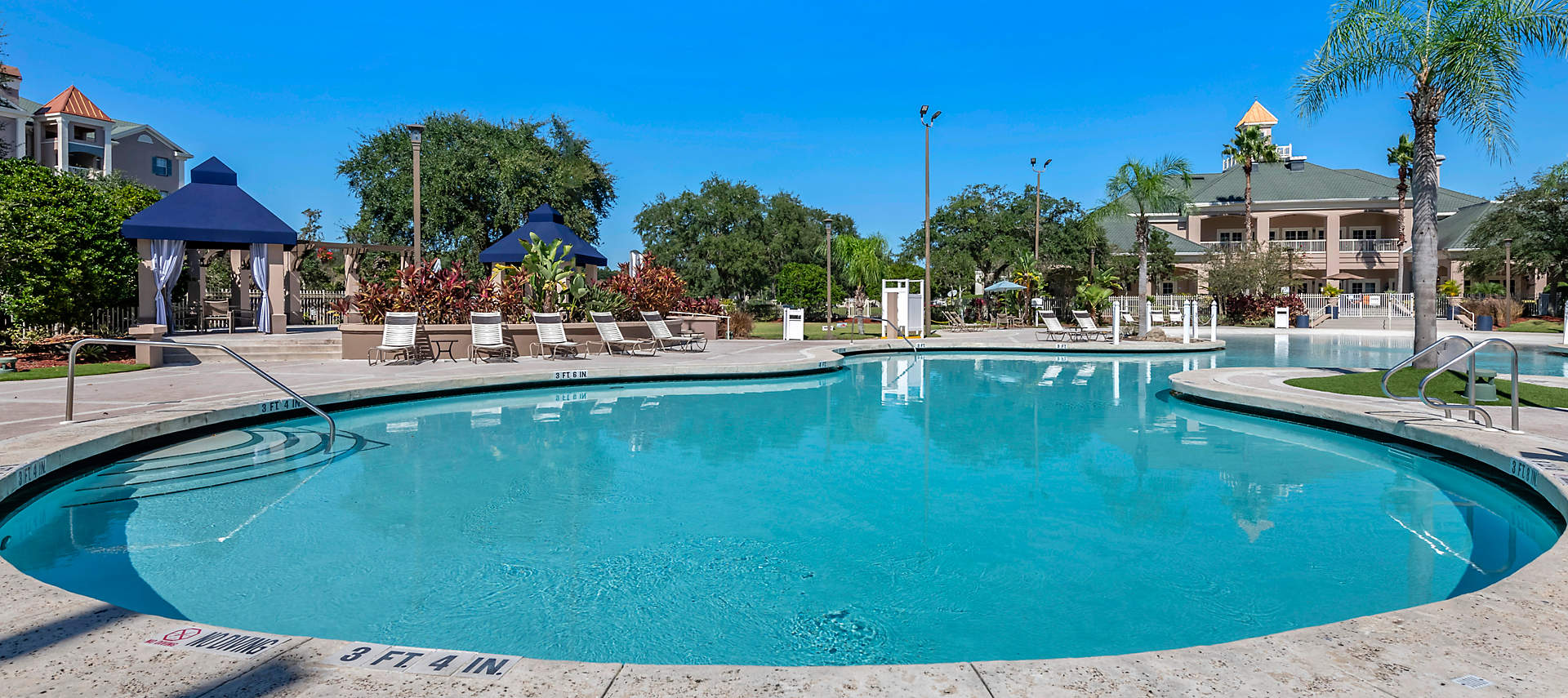 kiosk-WGV-grande-villas-at-world-golf-village-outdoor-pool2