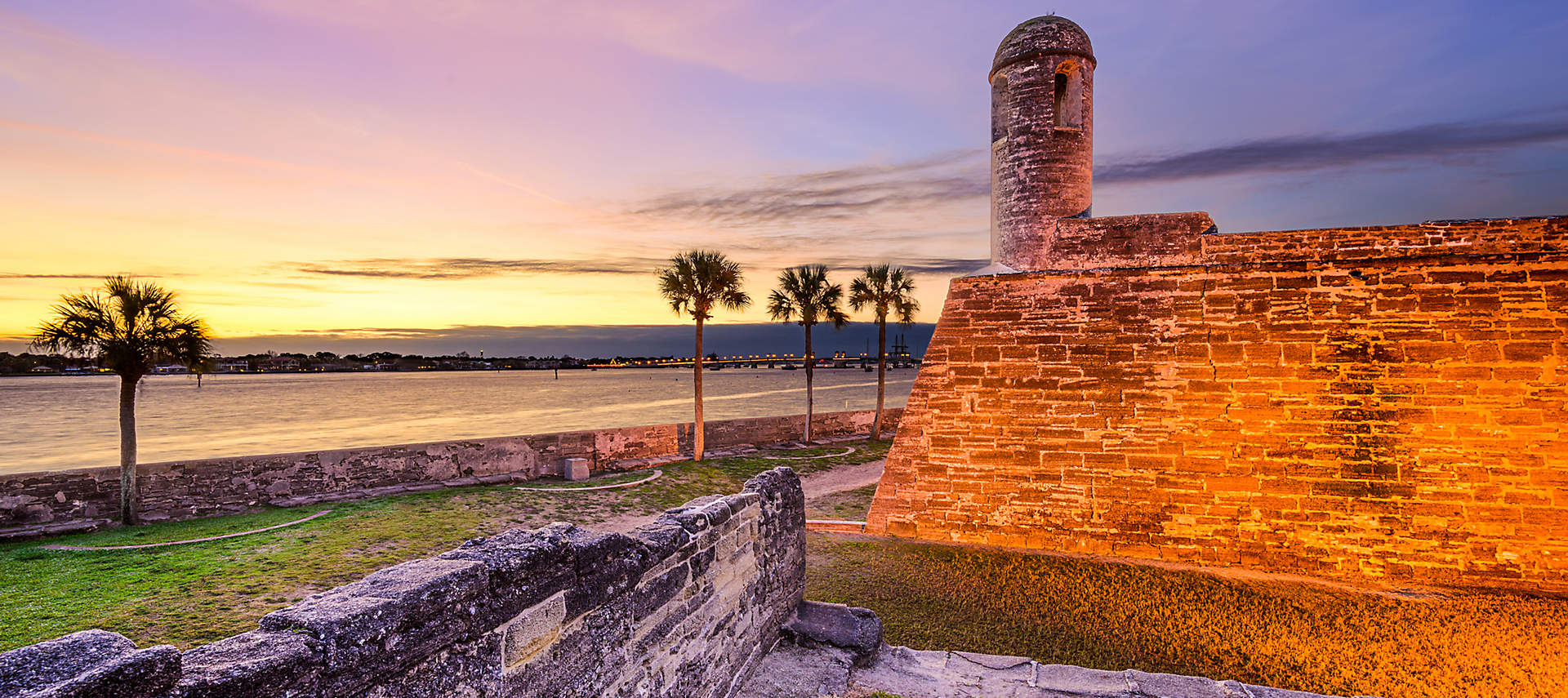 kiosk-florida-st-augustine-castillo-de-san-marcos