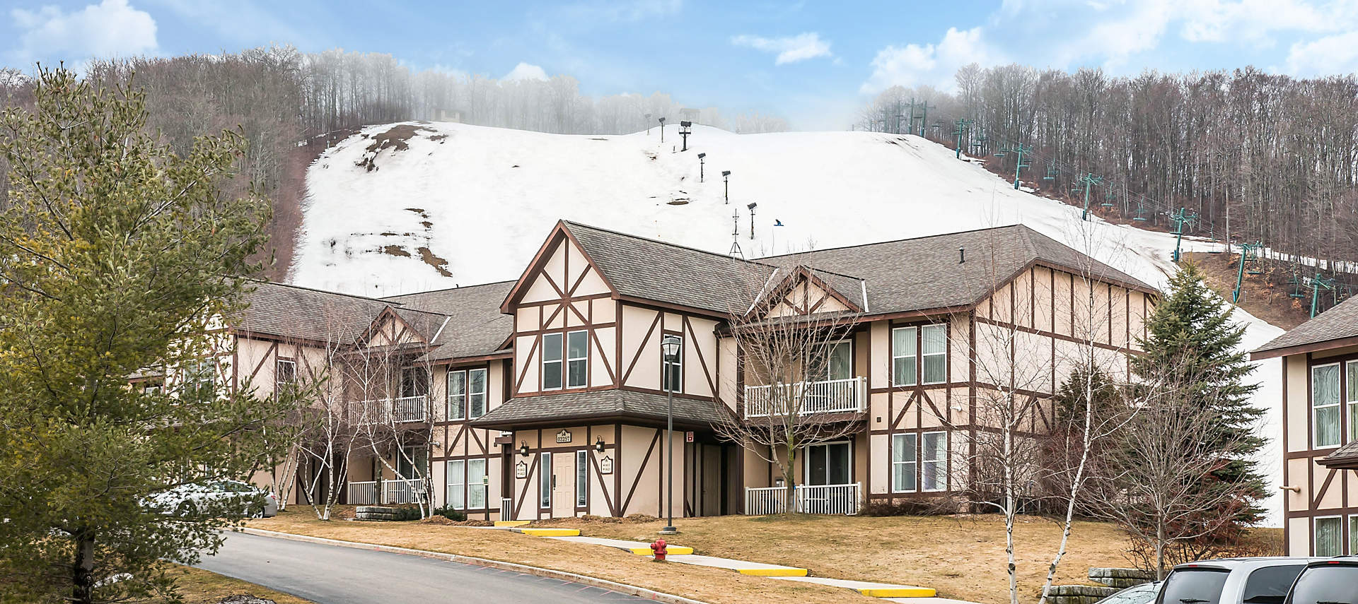 mountain-run-at-boyne-MI426EXTERIOR6