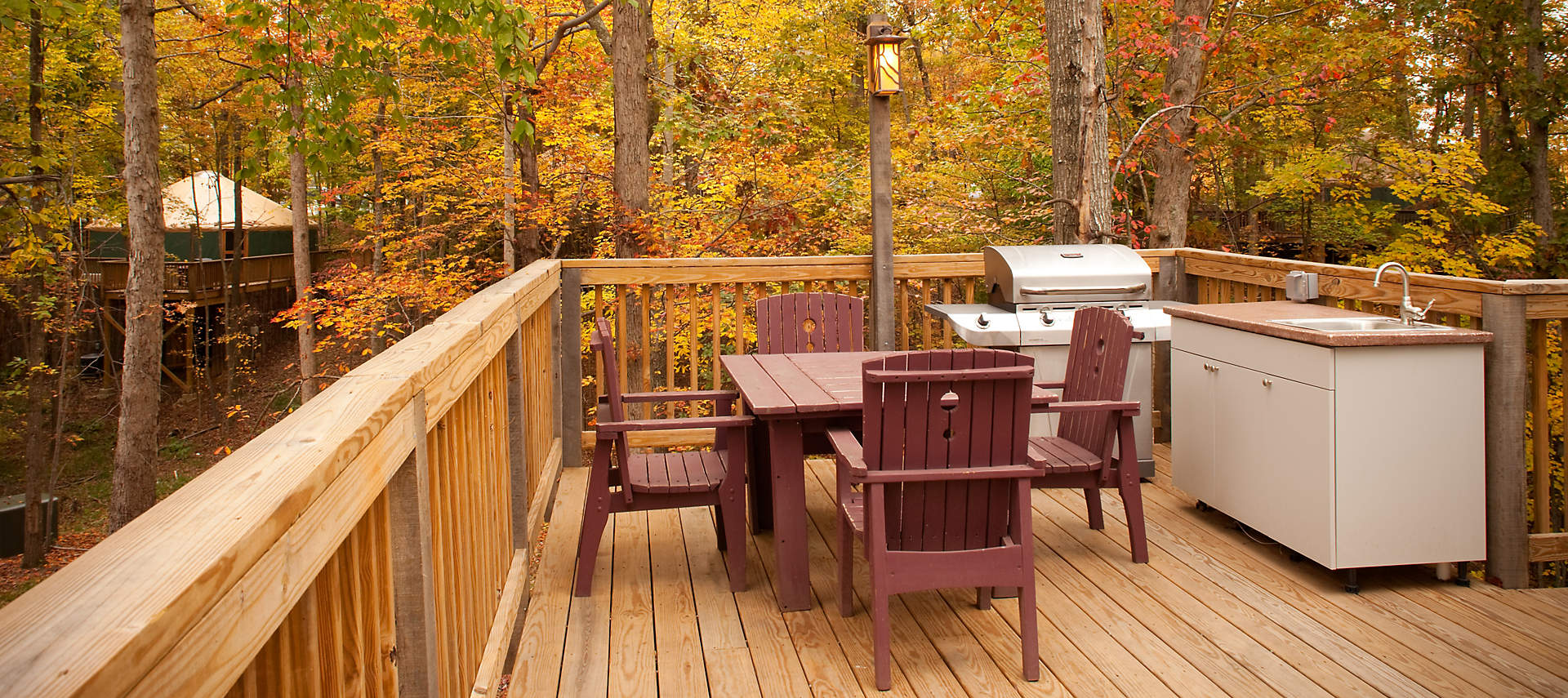 shenandoah-crossing-exterior-yurt-05