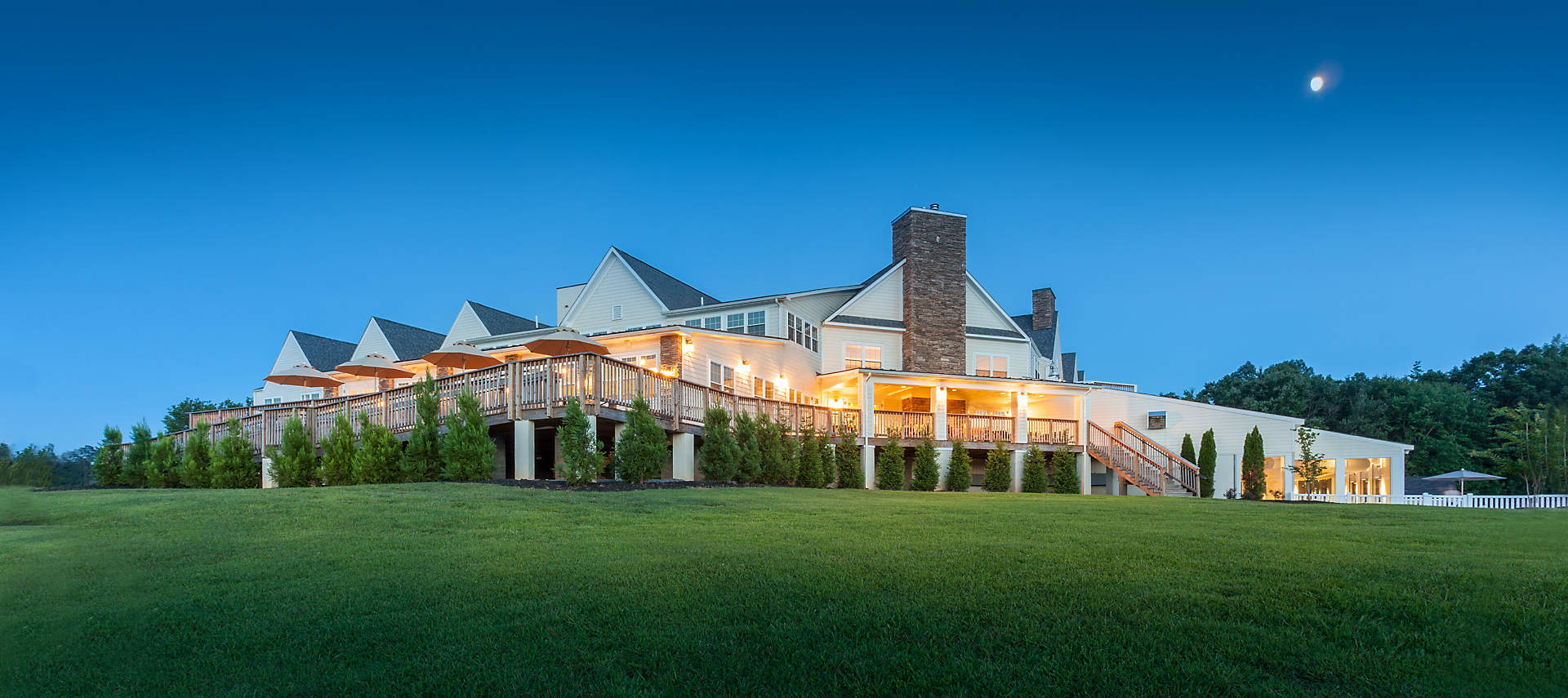 shenandoah-crossing-lodge-view-dusk