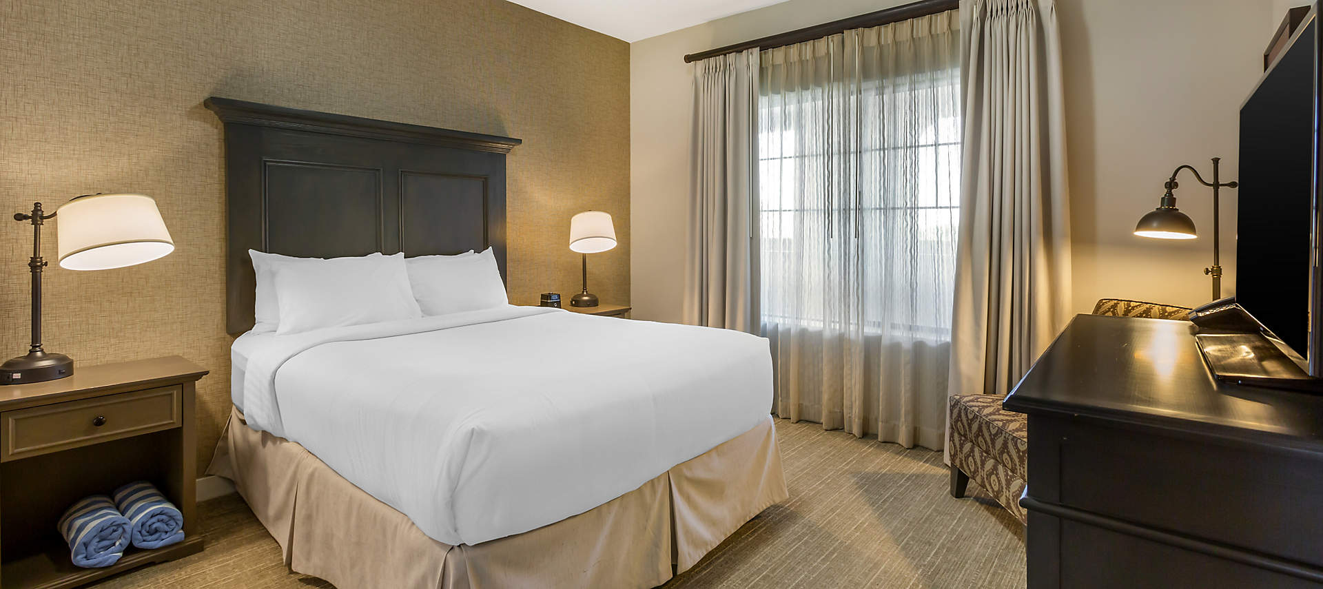 kiosk-CIB-cibola-vista-resort-spa-1-bed-garden-junior-guestroom