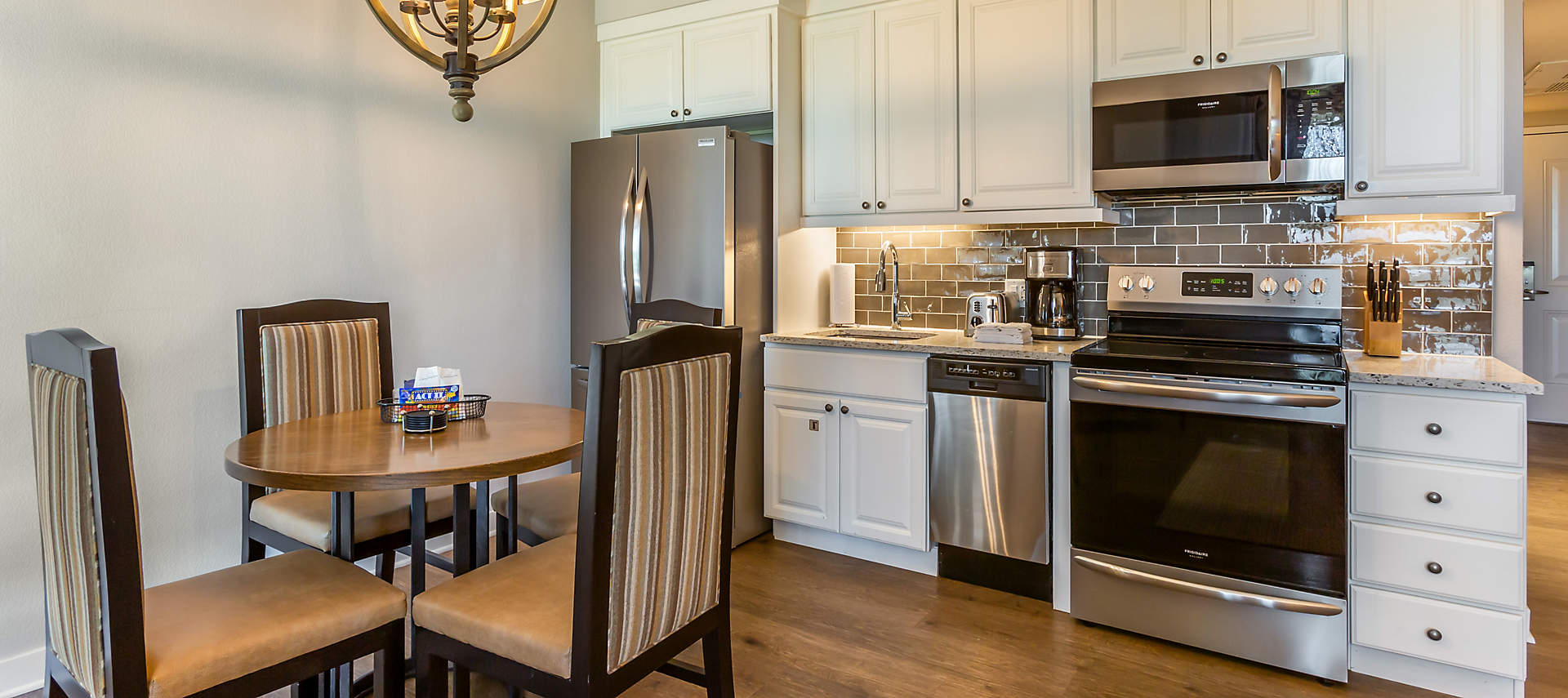 kiosk-CIB-cibola-vista-resort-spa-1-bed-garden-junior-kitchen-dining