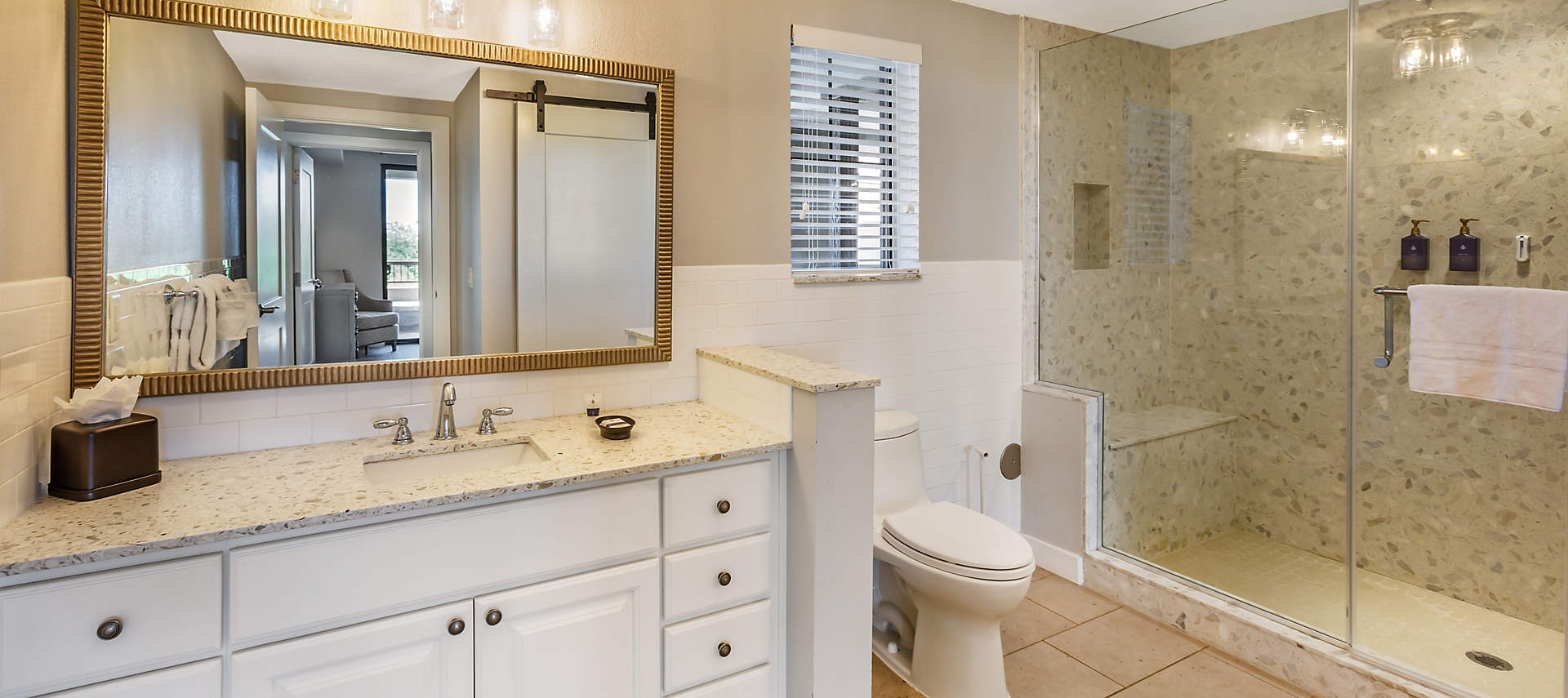 kiosk-CIB-cibola-vista-resort-spa-1-bed-garden-master-bath
