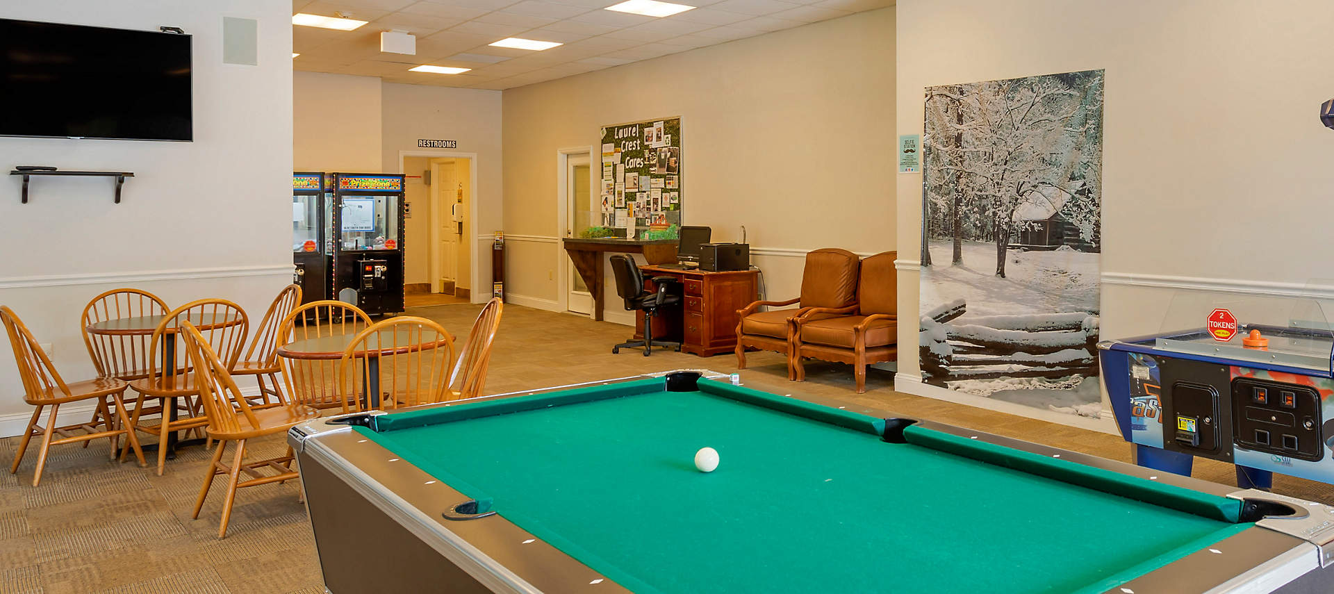 10-sales-kiosk-LCR-laurel-crest-game-room