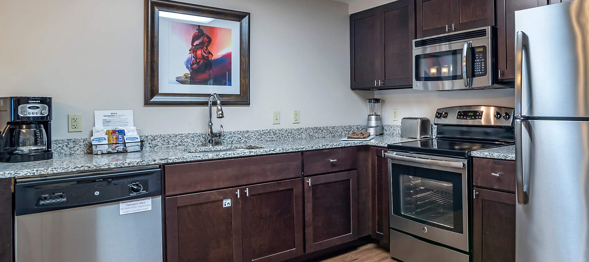 kiosk-HER-suites-at-hershey-2bed-kitchen2
