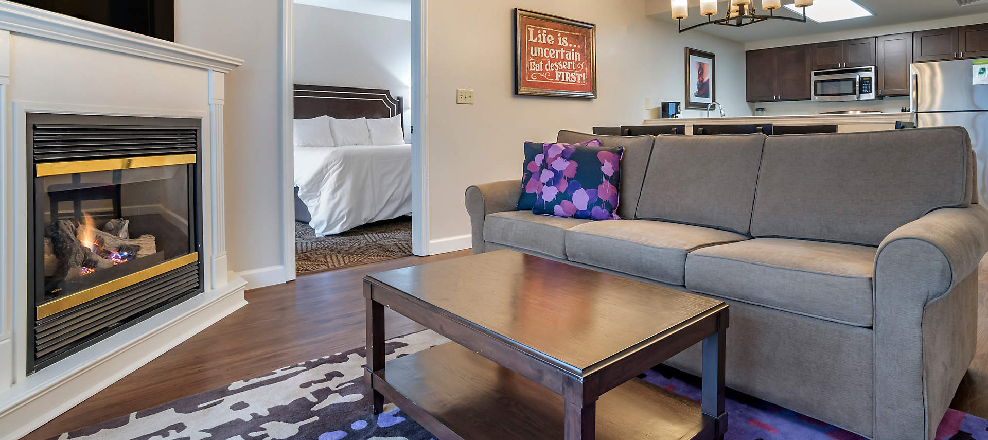 kiosk-HER-suites-at-hershey-2bed-living-room1