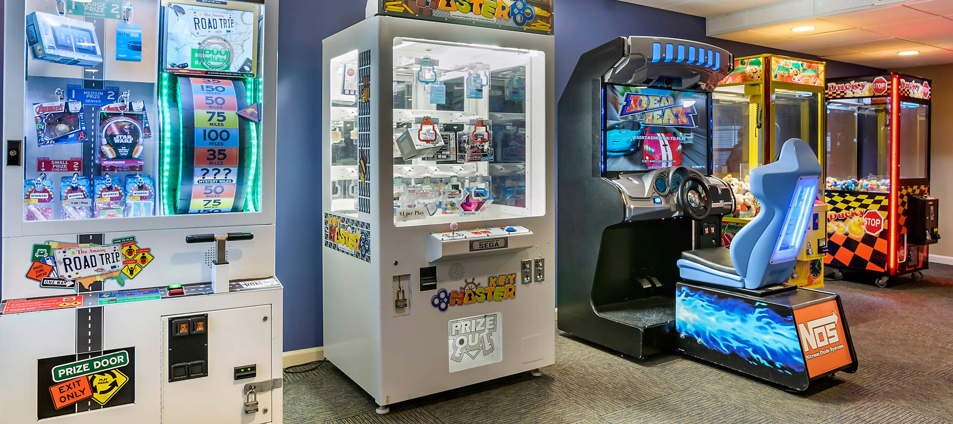 kiosk-HER-suites-at-hershey-game-room1