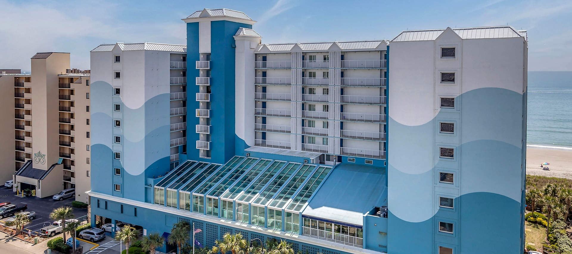 kiosk-SCR-shore-crest-vacation-villas-bldg1-front-exterior