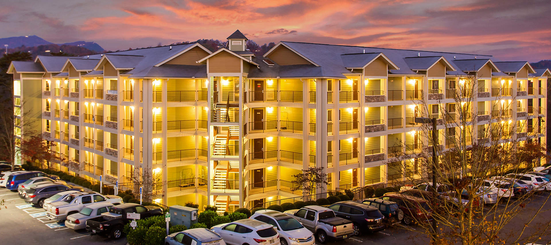 laurel-crest-exterior-dusk