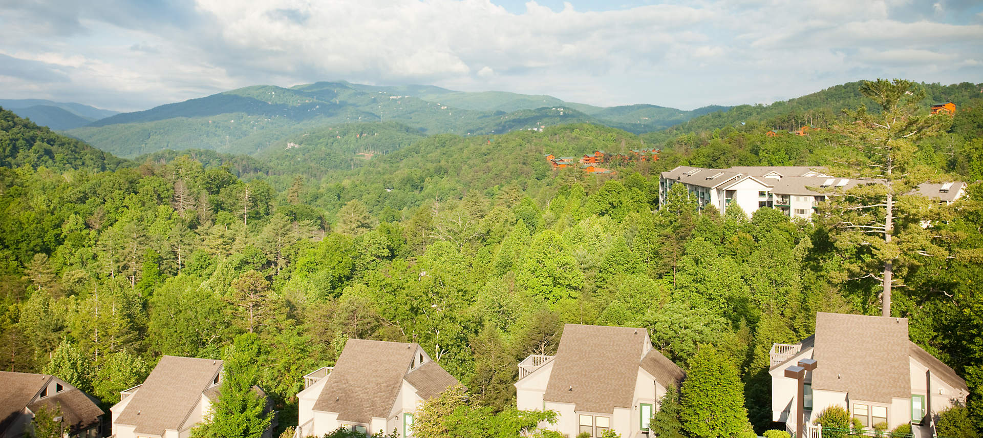 mountain-loft-exterior-05