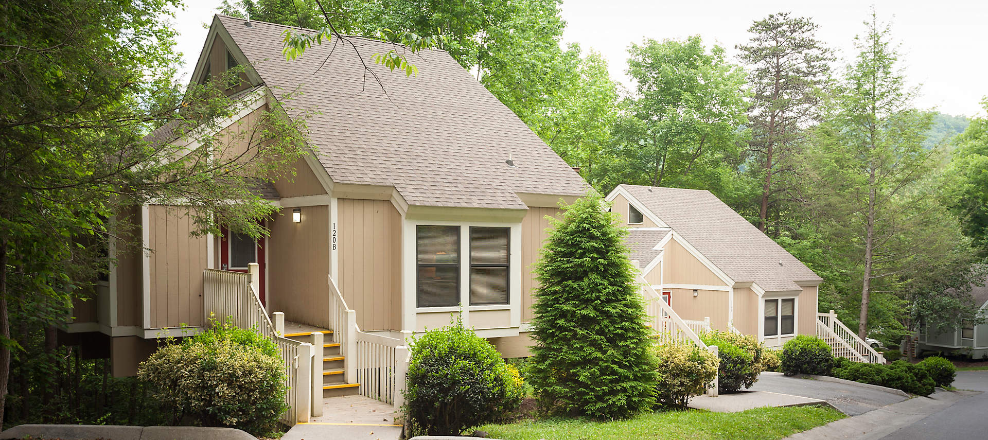 mountainloft-townhome-exterior-view