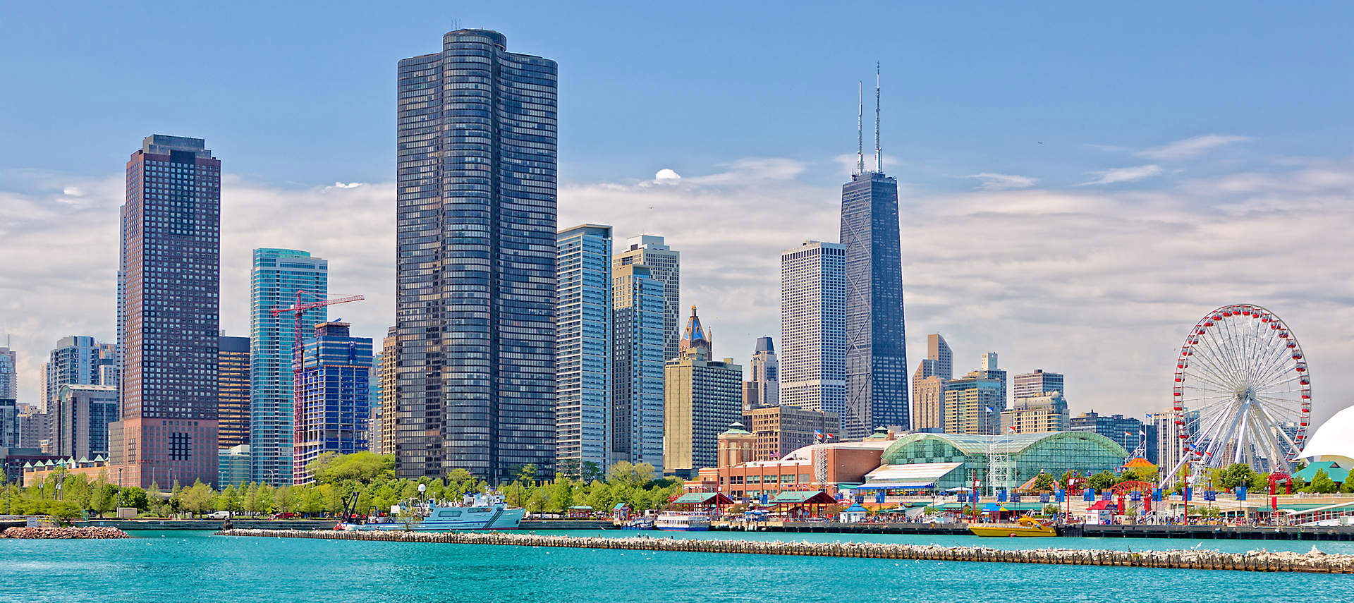 09-sales-kiosk-illinois-chicago-cityscape-lake-ferris-wheel