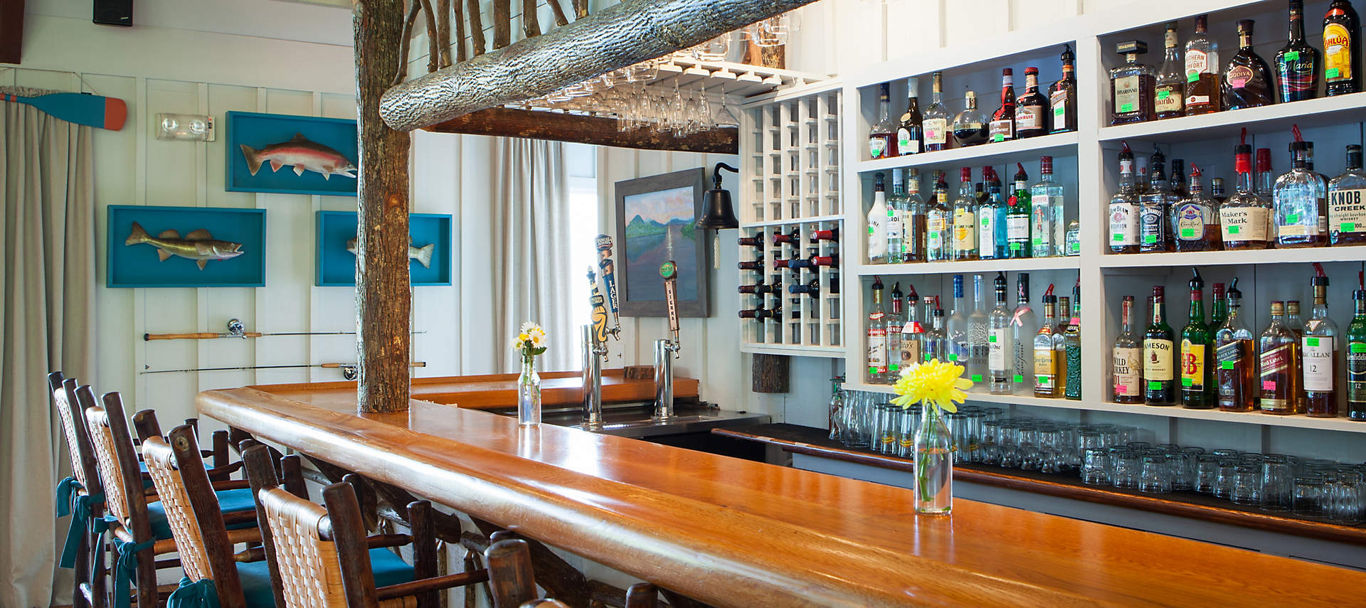 club-lodges-at-trillium-landings-bar