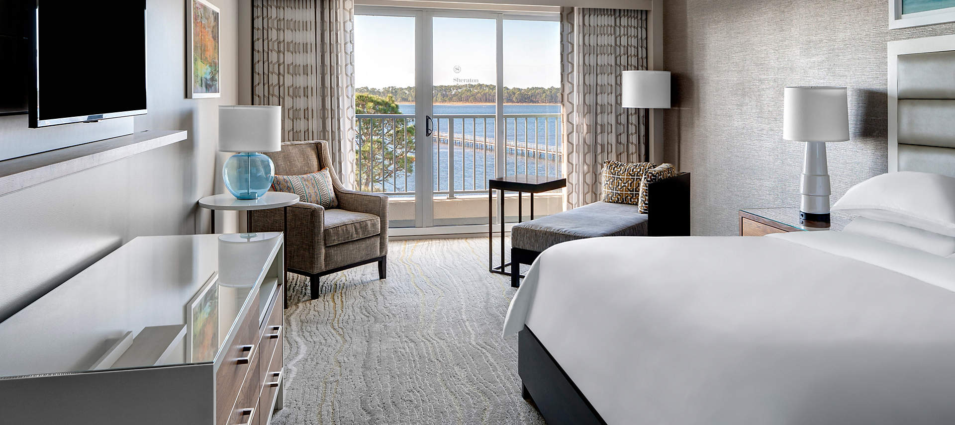 brs-bayside-resort-and-spa-bay-view-king-guestroom