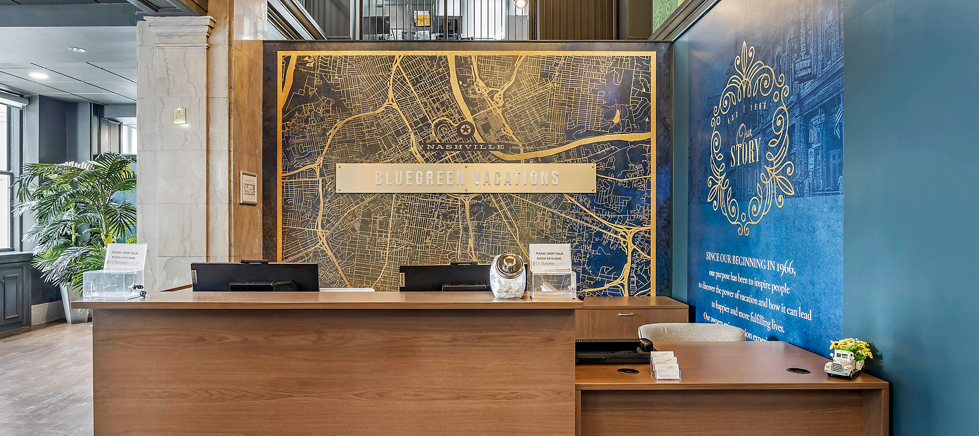 kiosk-NSH-bluegreen-downtown-nashville-lobby-registration2